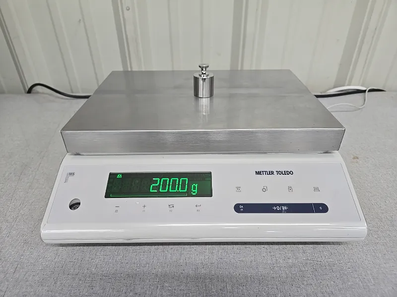 Mettler Toledo MS32001L/03 Internal Calibration Precision Balance, 32,000 g x 0.1 g thumbnail 6