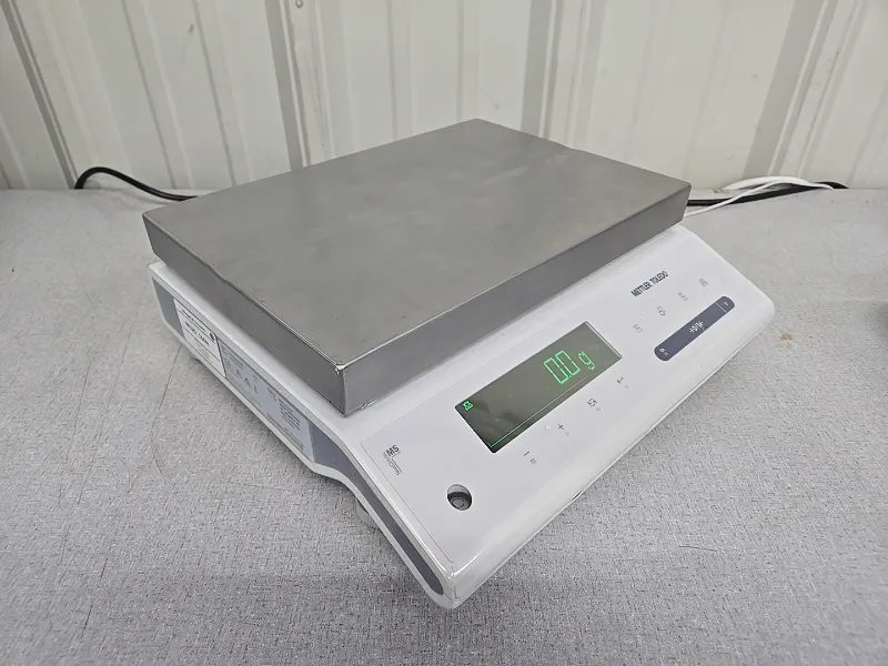 Mettler Toledo MS32001L/03 Internal Calibration Precision Balance, 32,000 g x 0.1 g thumbnail 3