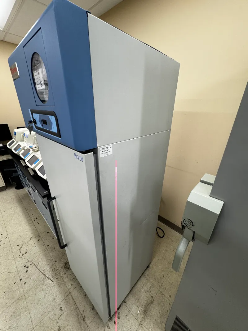 Thermo Scientific ULT1230A -20C Revco Freezer 11.5-cu ft | 326 L thumbnail 3