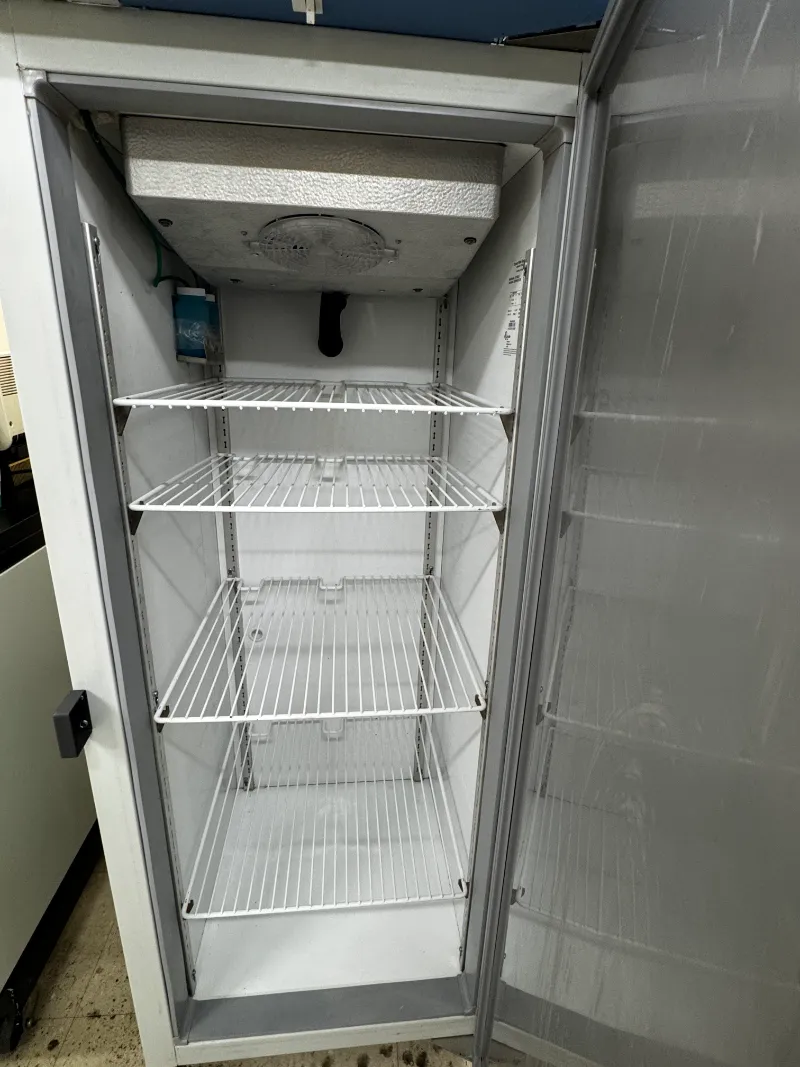 Thermo Scientific ULT1230A -20C Revco Freezer 11.5-cu ft | 326 L thumbnail 4