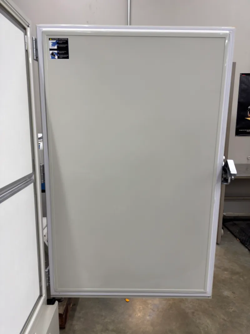 Panasonic MDF-U76VC -50°C to -86°C 25.7 cu. ft Ultra Low Freezer thumbnail 4