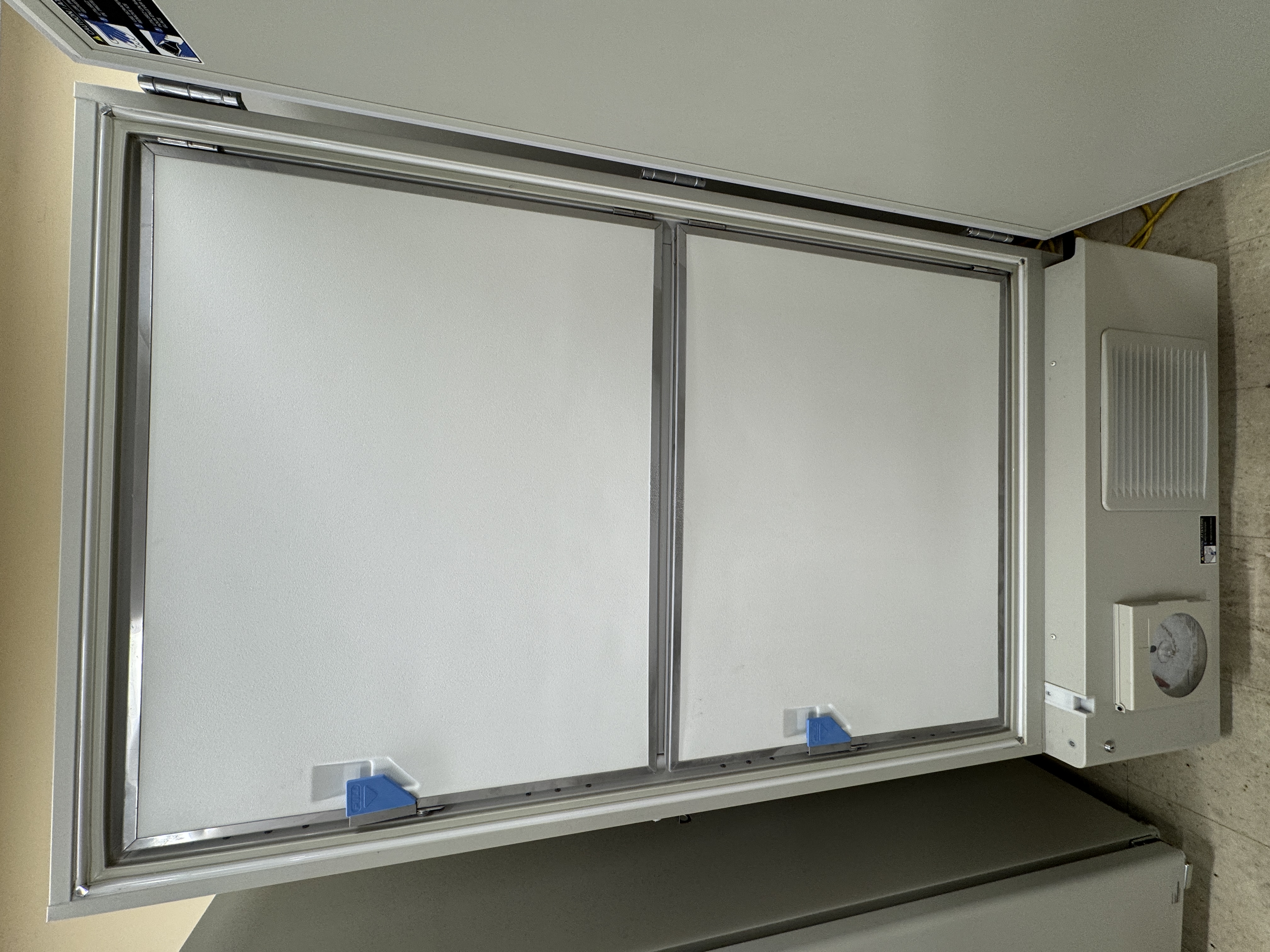Panasonic MDF-U76VC -50°C to -86°C 25.7 cu. ft Ultra Low Freezer thumbnail 10