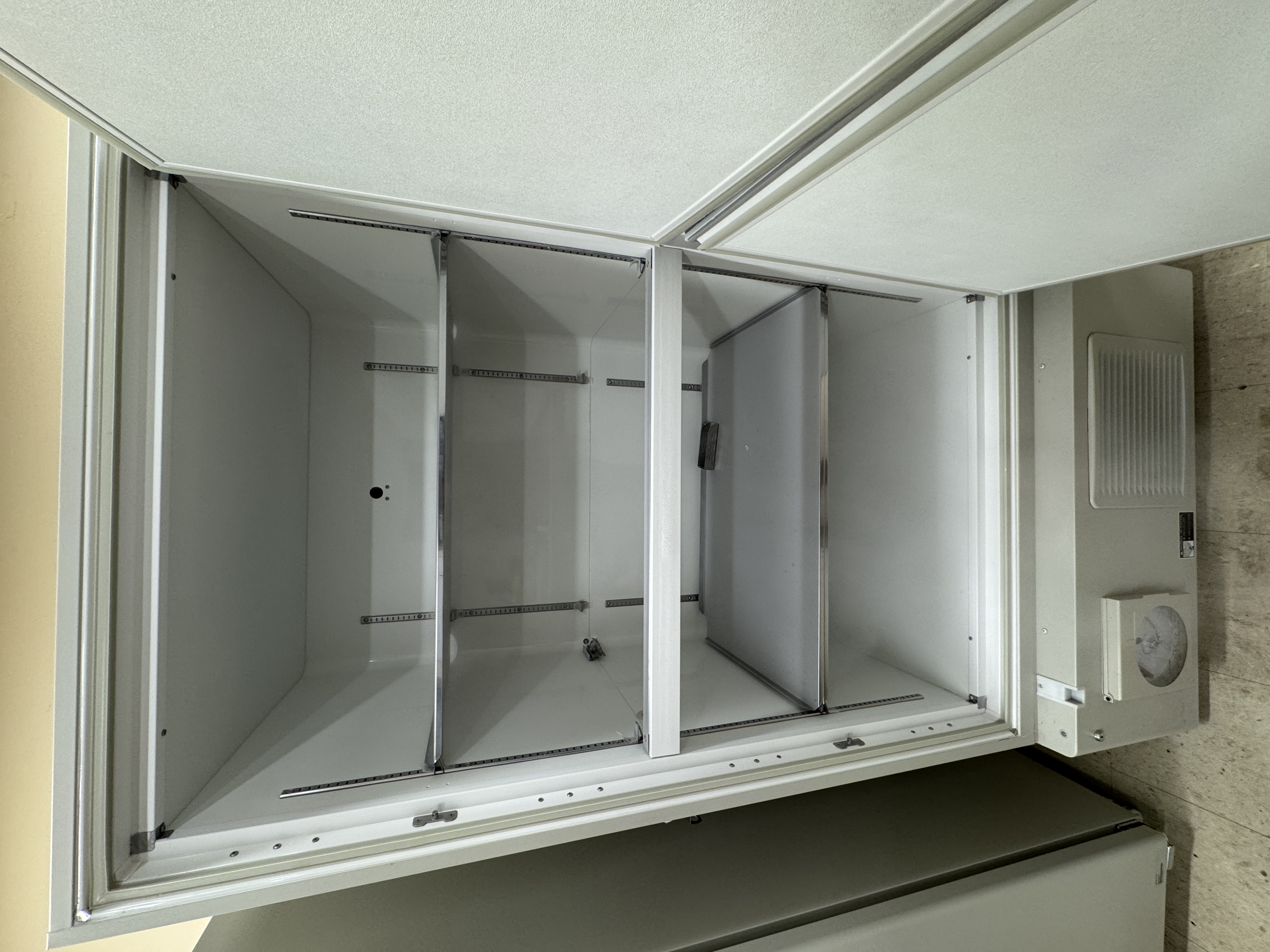 Panasonic MDF-U76VC -50°C to -86°C 25.7 cu. ft Ultra Low Freezer thumbnail 9