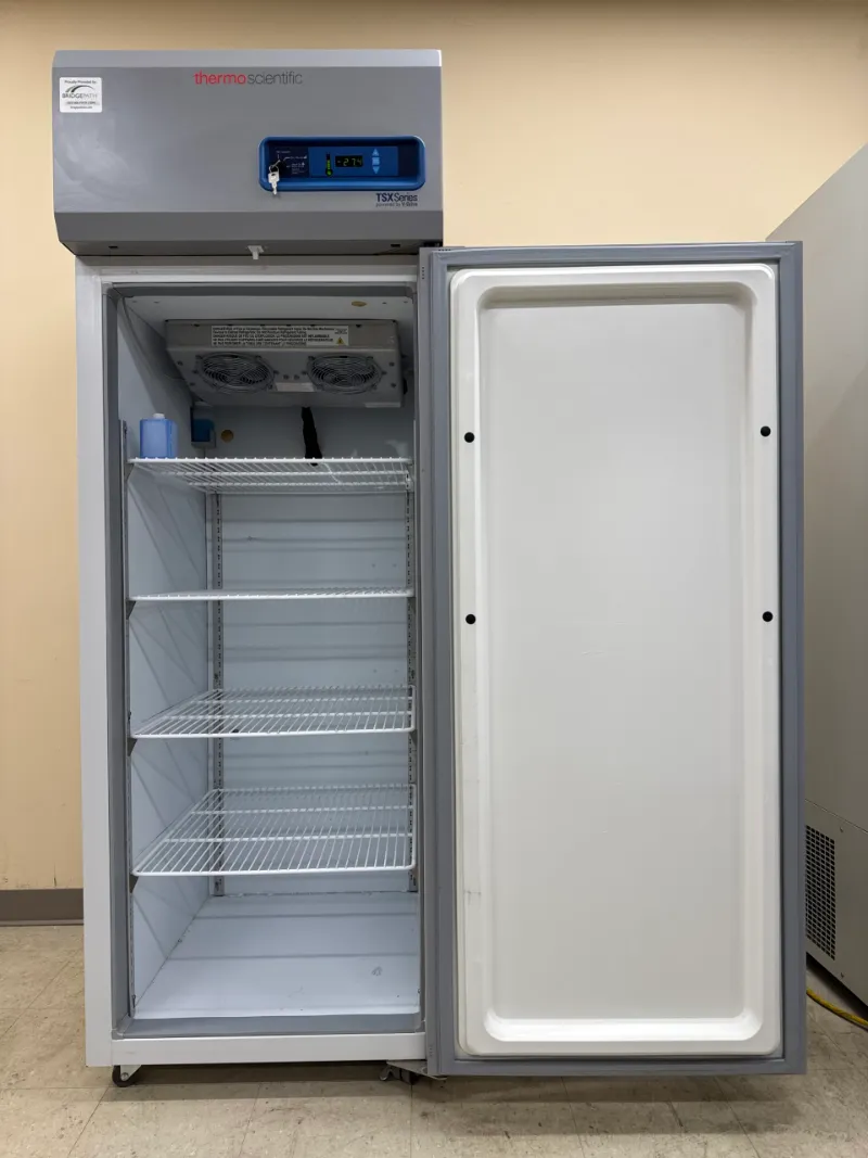 Thermo Scientific TSX2330FA Series High-Performance Lab Refrigerator thumbnail 5