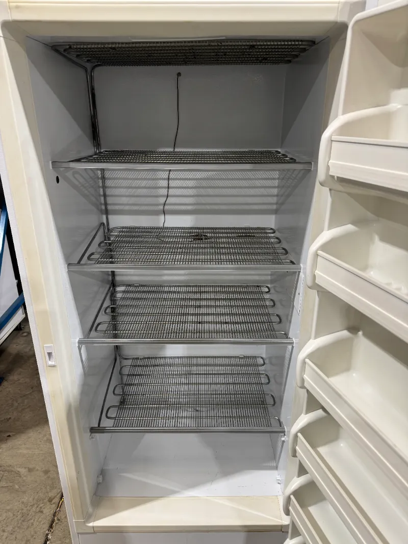Lab-Line Frigid-Cab Flammable Storage Freezer thumbnail 7
