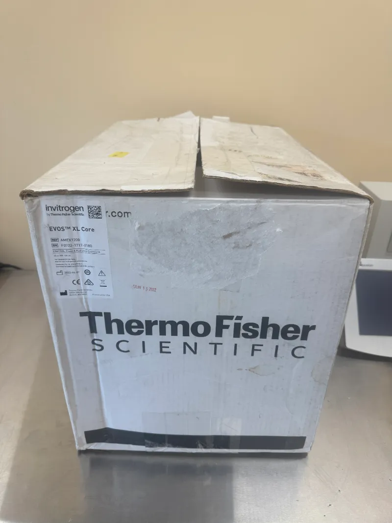 Thermo Scientific AMEX1200 EVOS XL Core Inverted Phase Contrast Microscope with 'Built-in' Camera and Monitor thumbnail 13