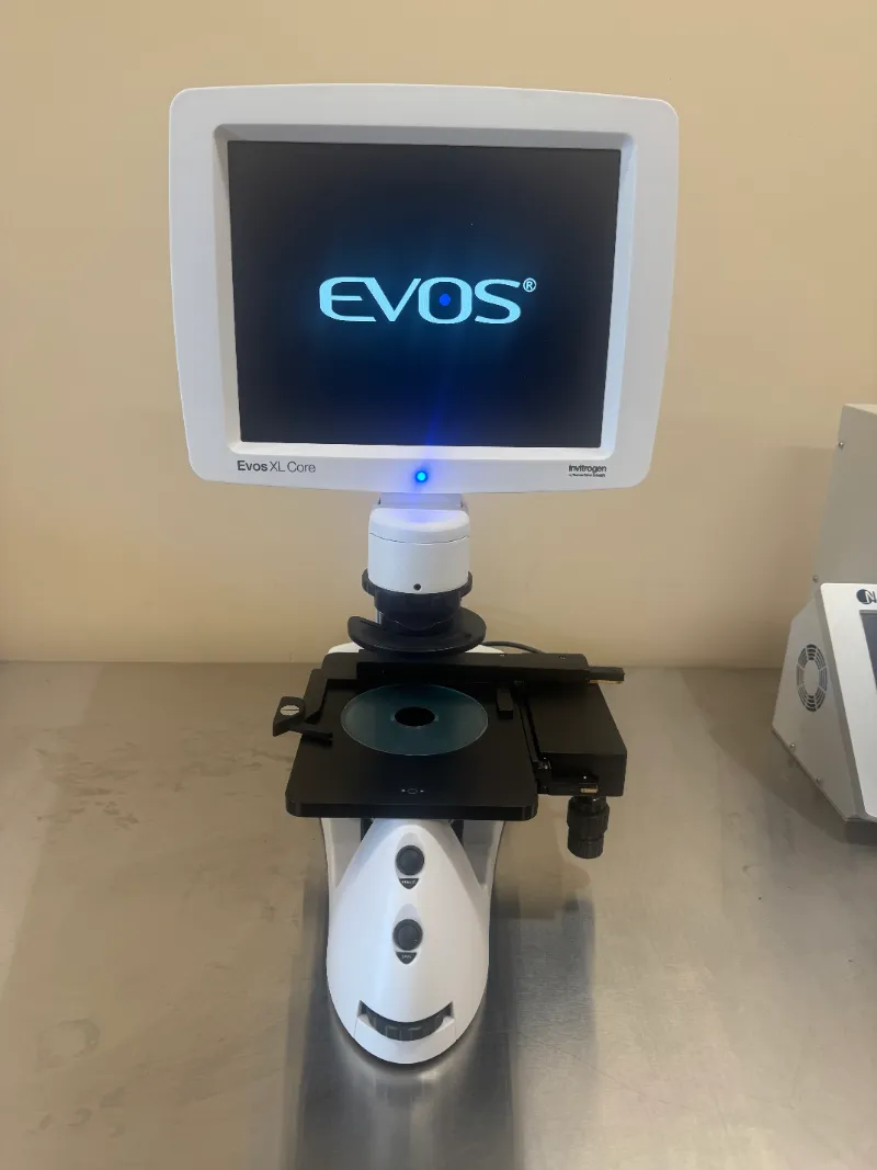 Thermo Scientific AMEX1200 EVOS XL Core Inverted Phase Contrast Microscope with 'Built-in' Camera and Monitor thumbnail 2