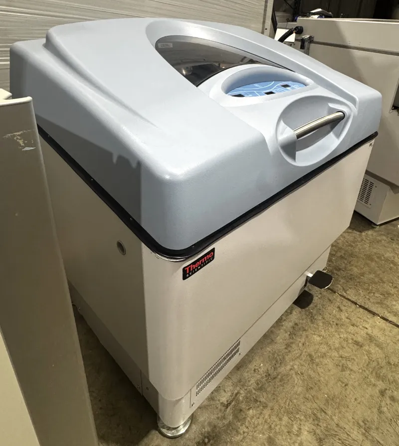 Thermo Lab-Line MaxQ 5000 SHKE5000 4350 Floor Model Incubator Shaker thumbnail 2