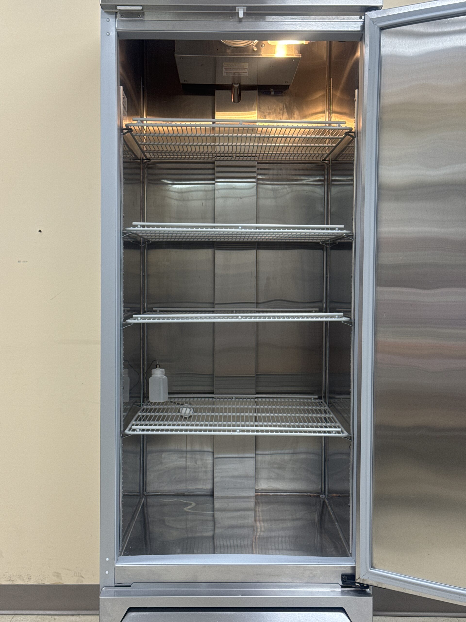 Thermo Scientific 4ºC Refrigerator, Model MR25SS-SARE-FS thumbnail 7