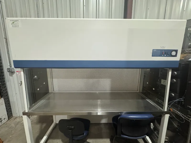 ESCO 6ft Horizontal Laminar Flow Cabinet