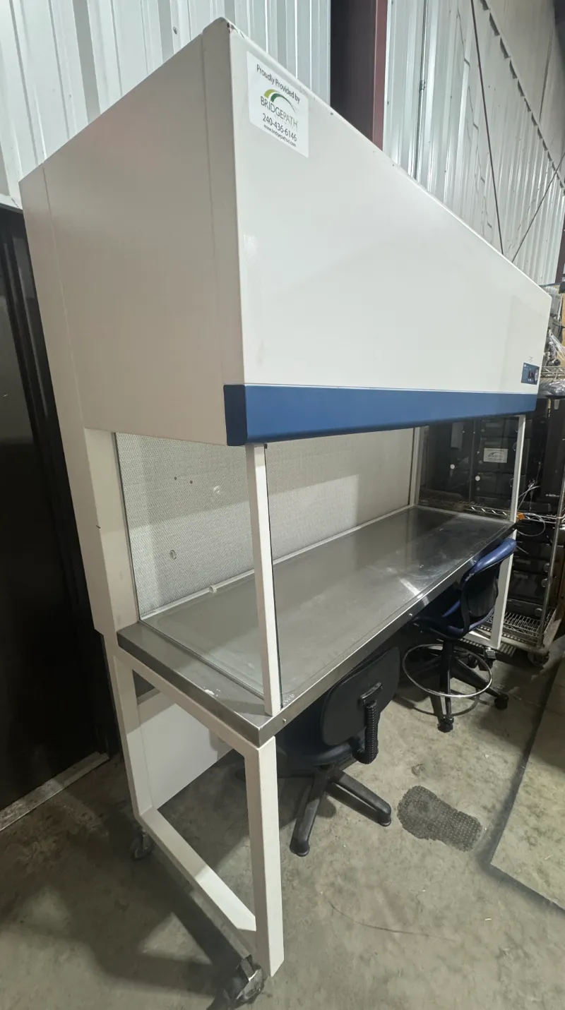 ESCO 6ft Horizontal Laminar Flow Cabinet thumbnail 4