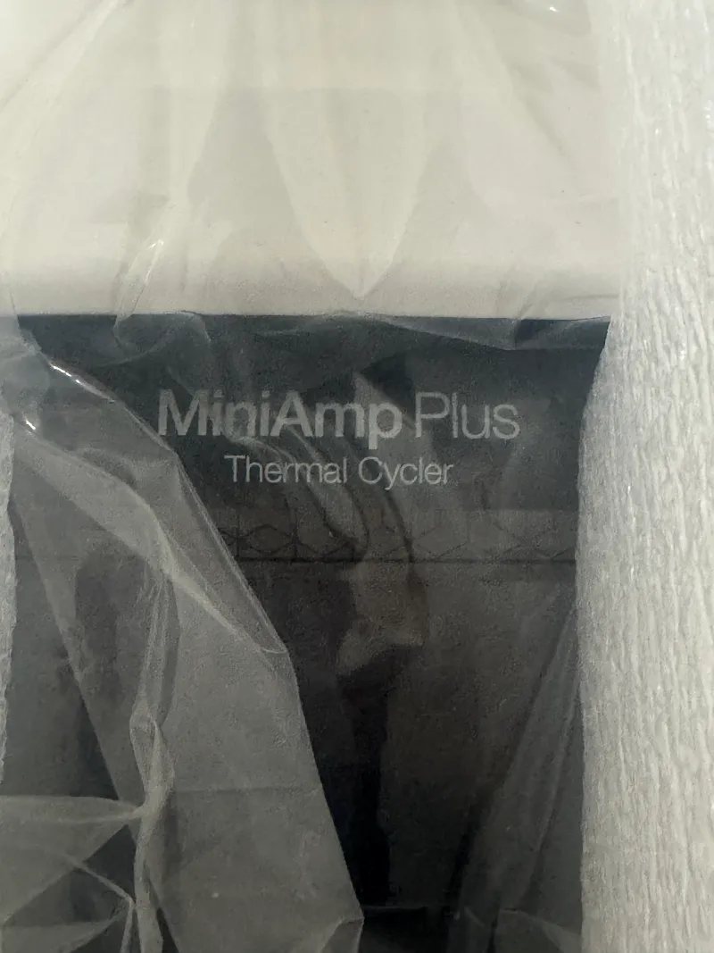 Thermo Scientific MiniAmp Plus Thermal Cycler A370029 thumbnail 4