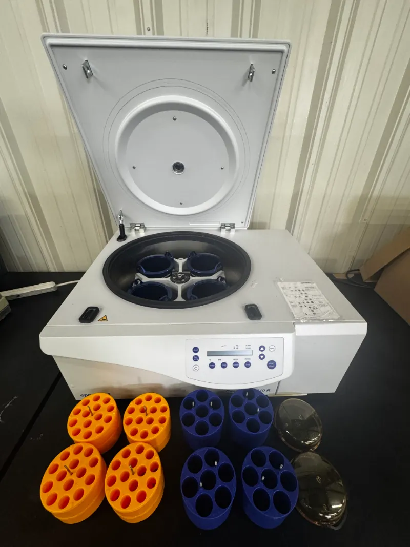 Eppendorf 5810 Benchtop Centrifuge thumbnail 2