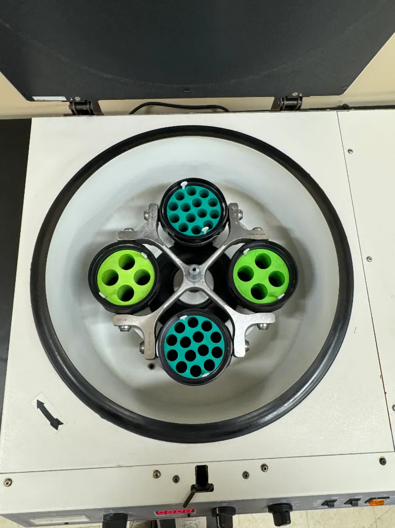 Beckman 6R Refrigerated Benchtop Centrifuge thumbnail 9