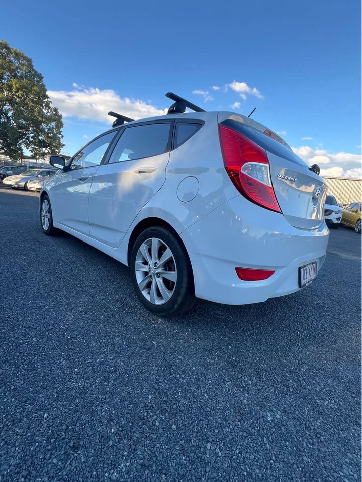 2018 Hyundai Accent Sport photo 10
