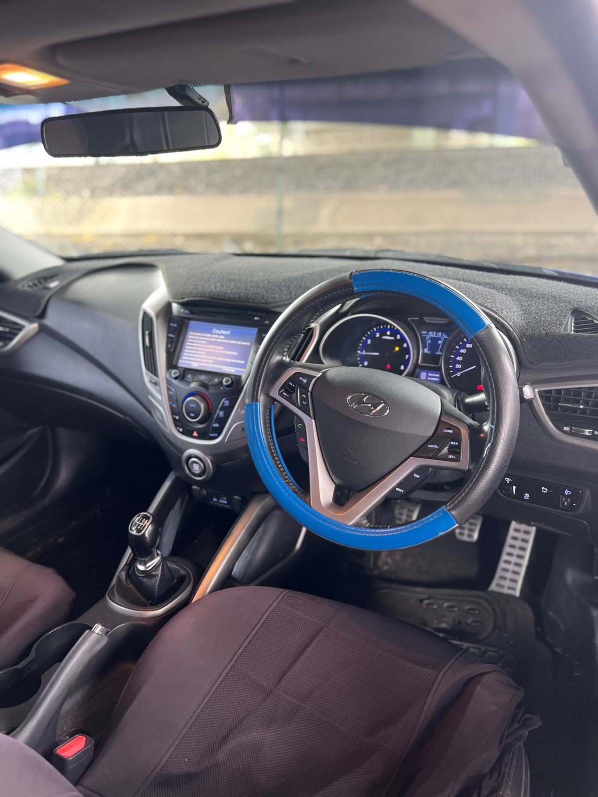 2014 Hyundai Veloster photo 5