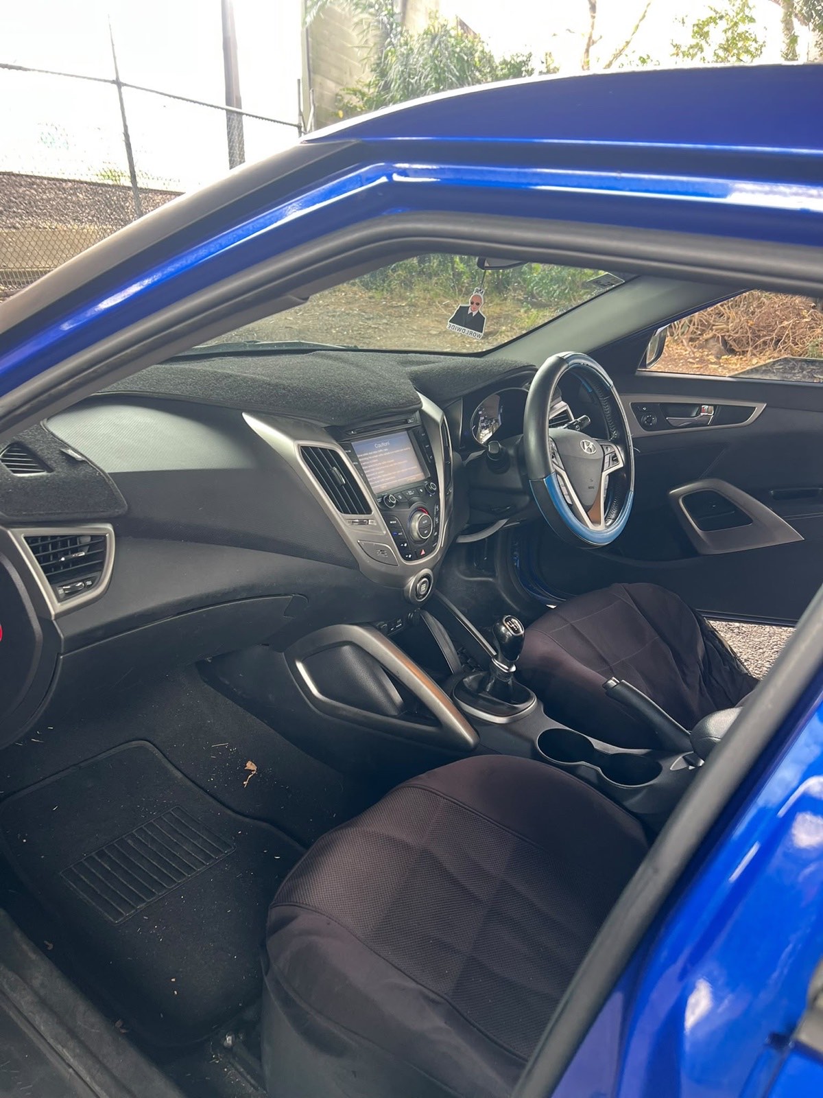 2014 Hyundai Veloster photo 6