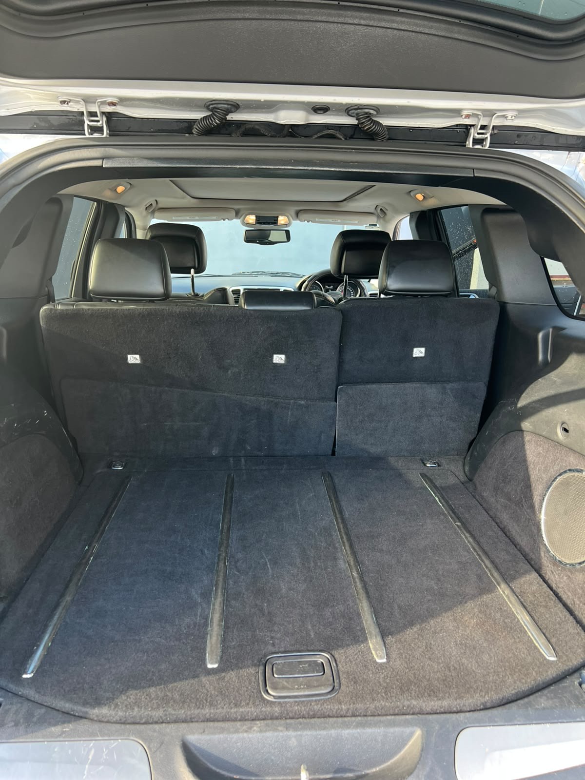2011 Jeep Grand Cherokee Limited photo 9