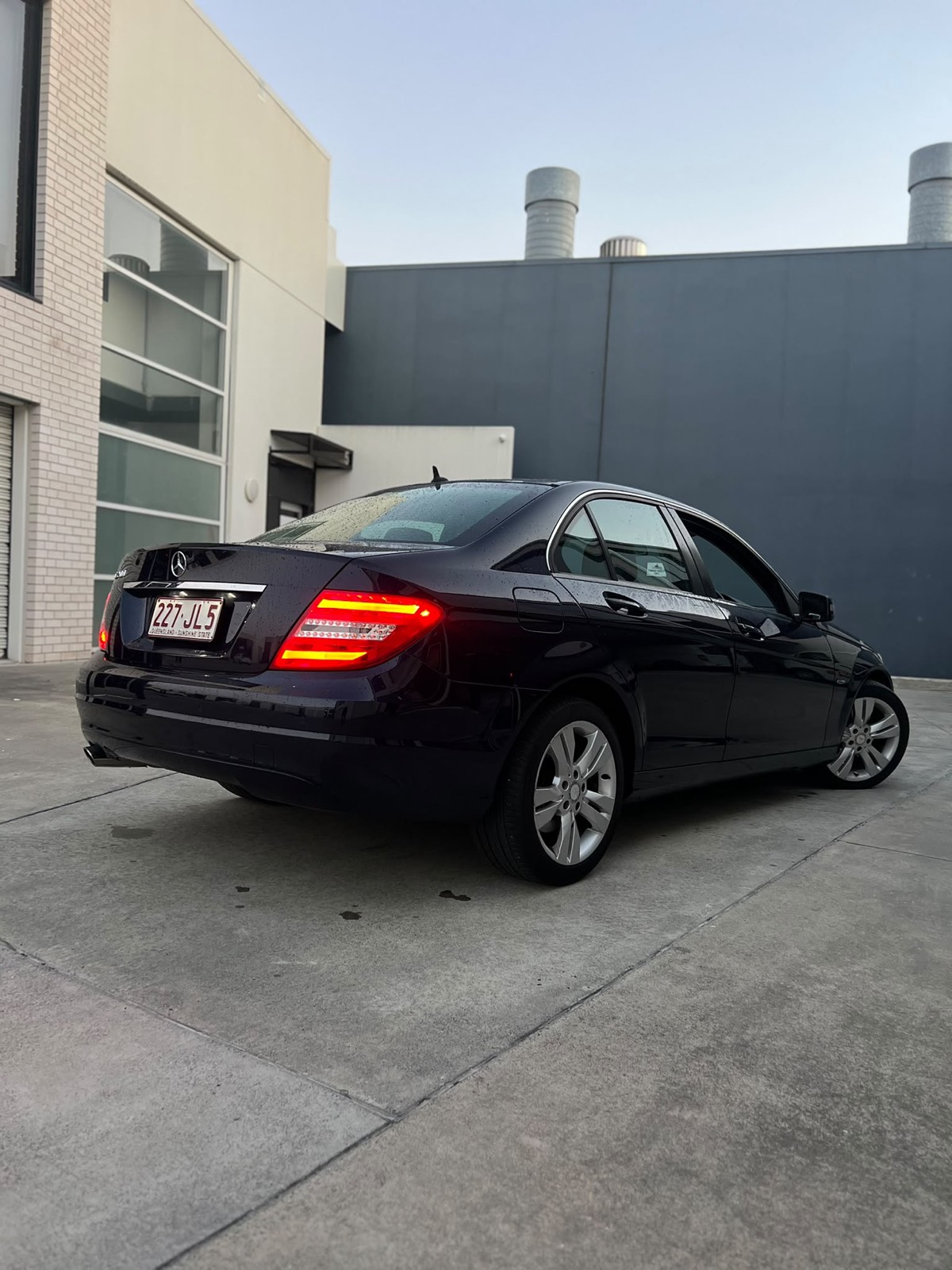 2012 Mercedes-Benz C200 photo 4