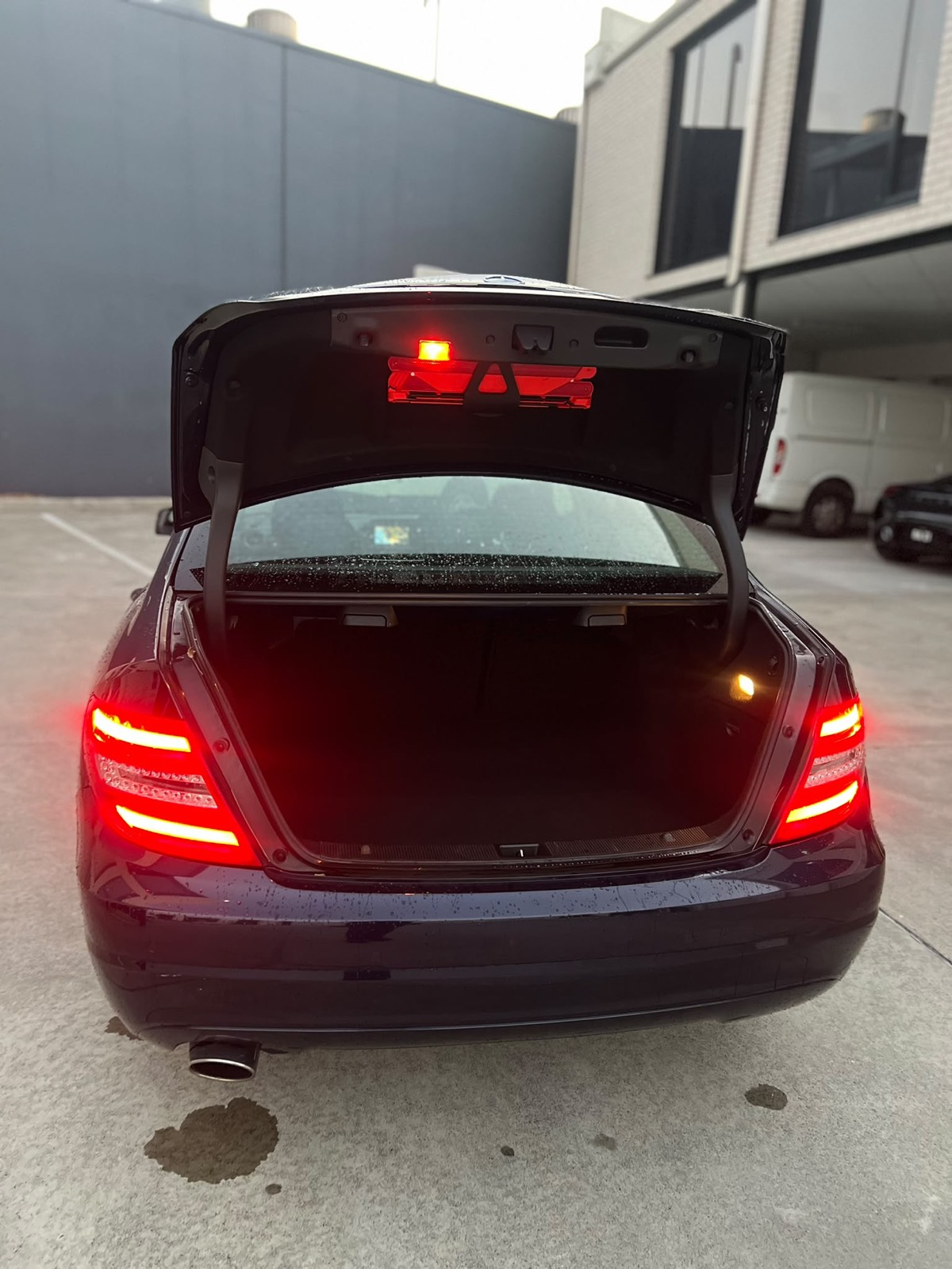 2012 Mercedes-Benz C200 photo 8