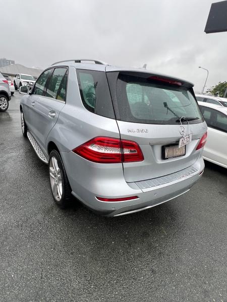 2012 Mercedes-Benz ML250 CDI photo 5