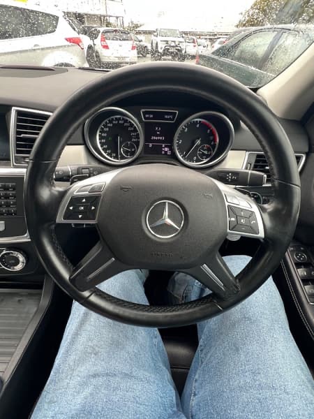 2012 Mercedes-Benz ML250 CDI photo 9