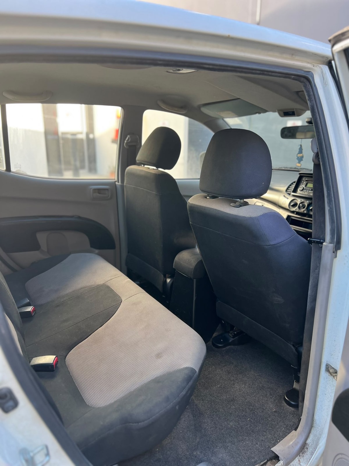 2010 Mitsubishi Triton GLX photo 7