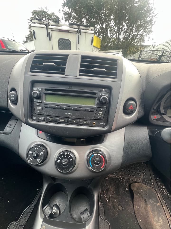 2007 Toyota RAV4 photo 5