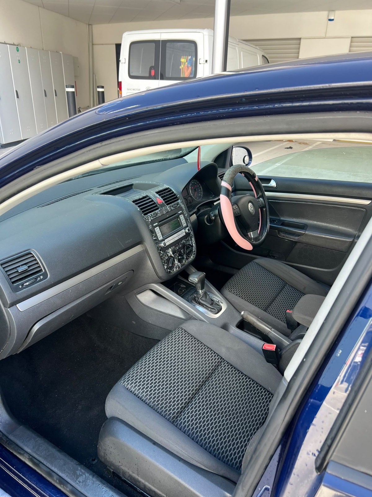 2008 Volkswagen Golf TDI photo 6