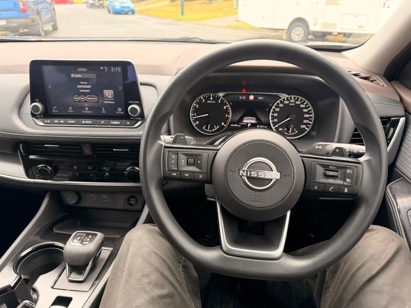 Nissan X-Trail ST photo 7
