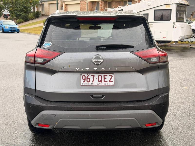 Nissan X-Trail ST photo 8