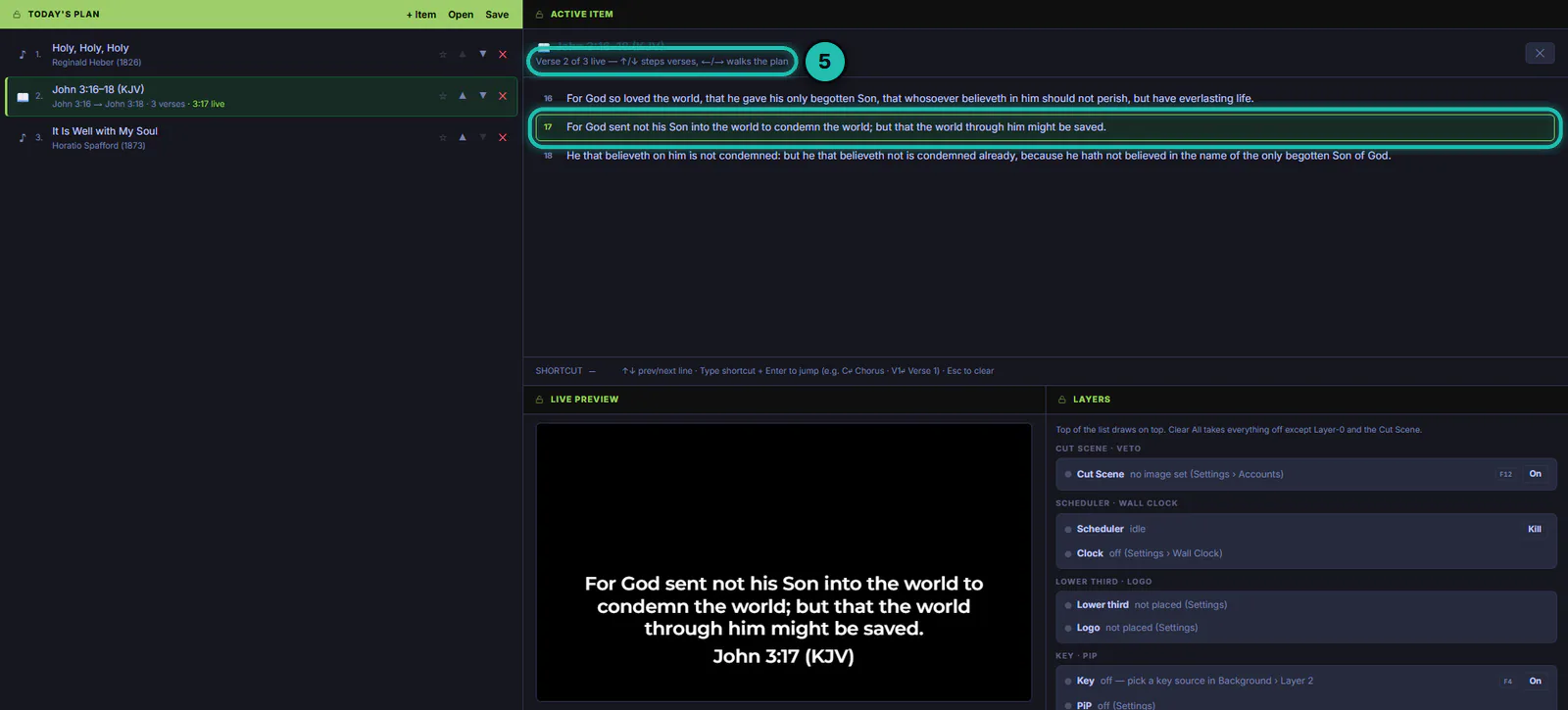 John 3:16 to 18 in the Active Item, verse 17 live and in the Live Preview, with the header saying verse 2 of 3 is live and the arrows step verses