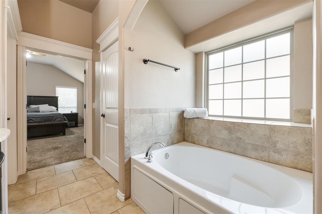 17109 Barcelona Dr — photo 31