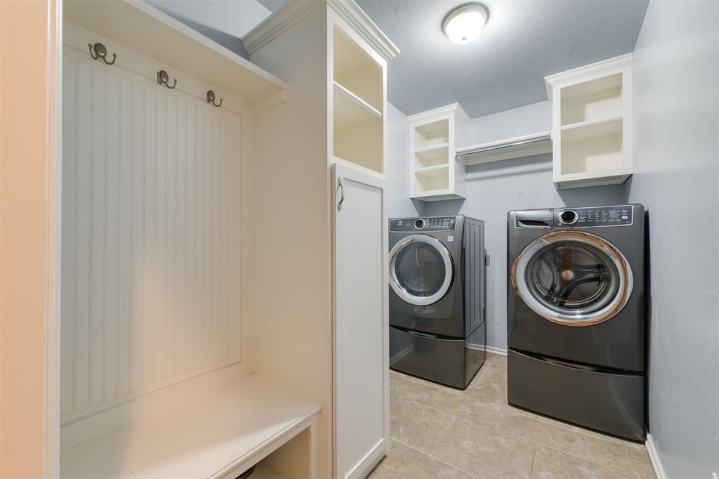 17109 Barcelona Dr — photo 43