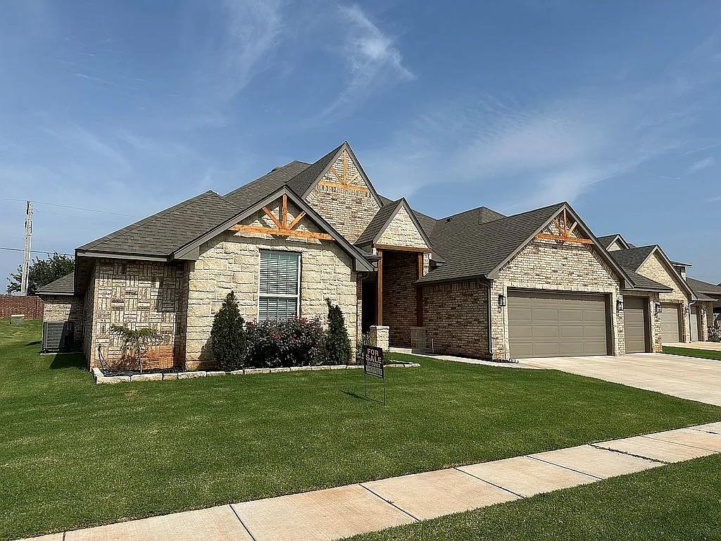 14608 Brantwood Cir — interior