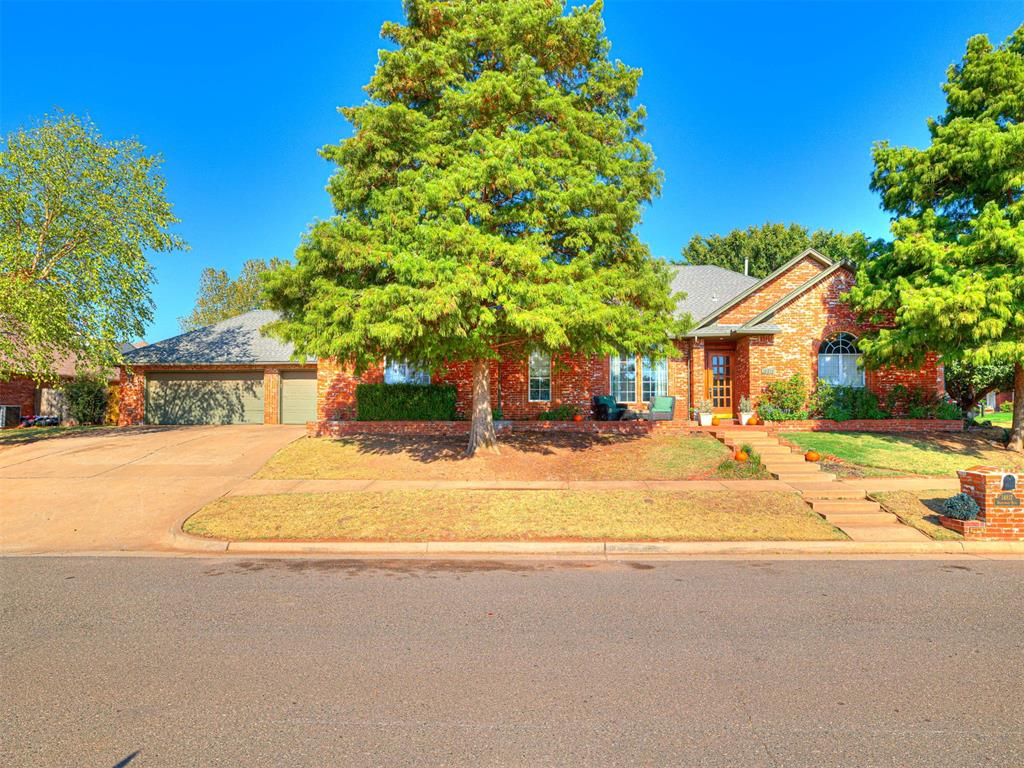 14817 Brasswood Blvd — interior