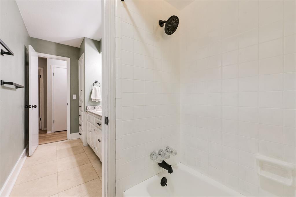 1901 Wren Ct — photo 35