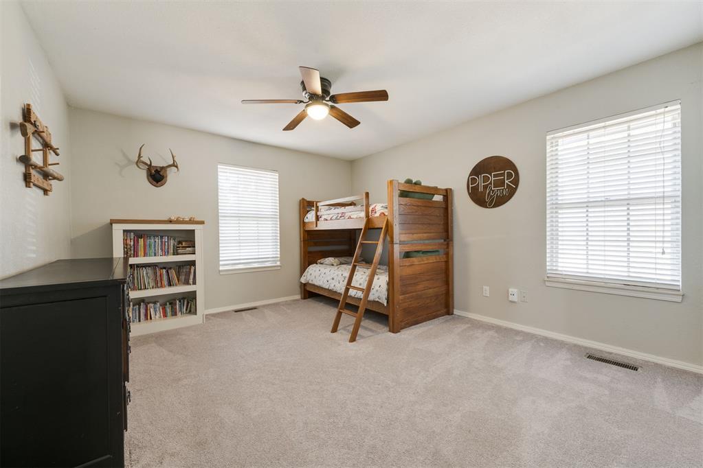 1901 Wren Ct — photo 36