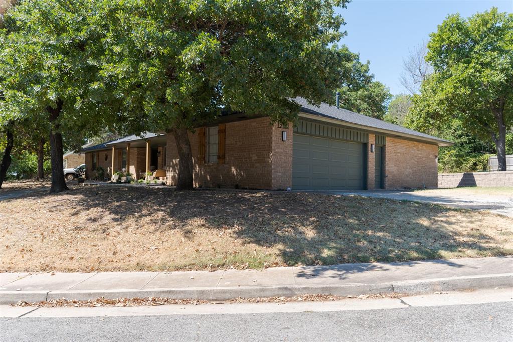 1901 Wren Ct — photo 43