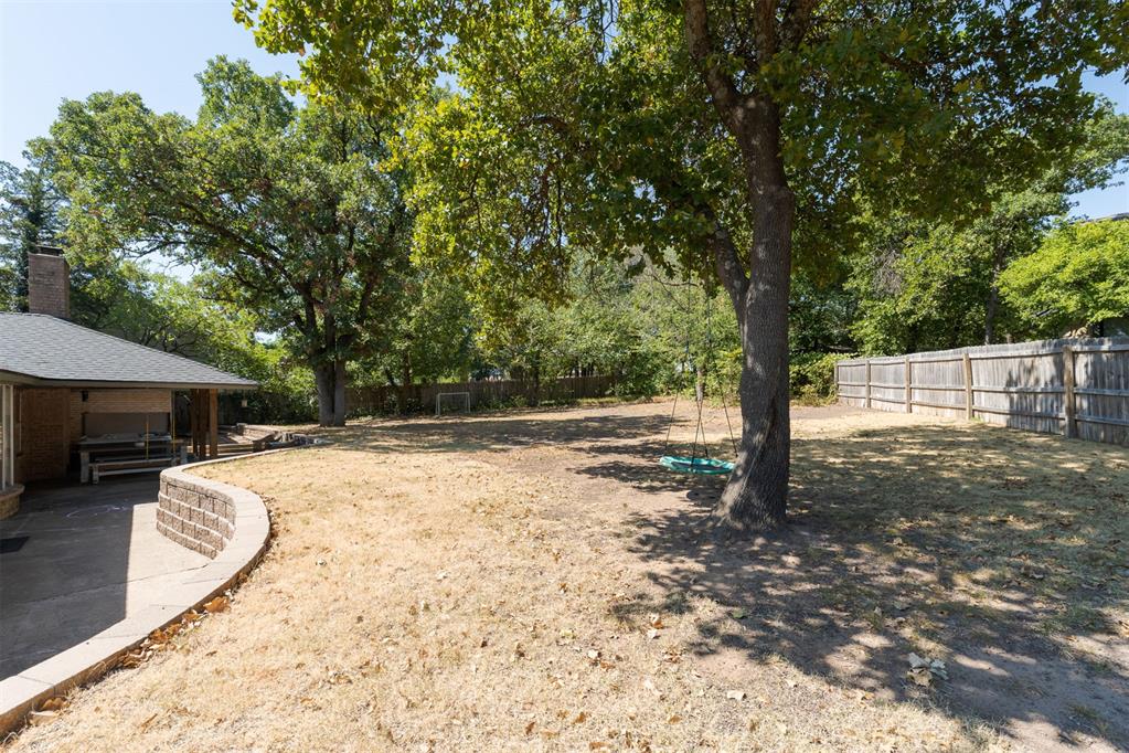 1901 Wren Ct — photo 48