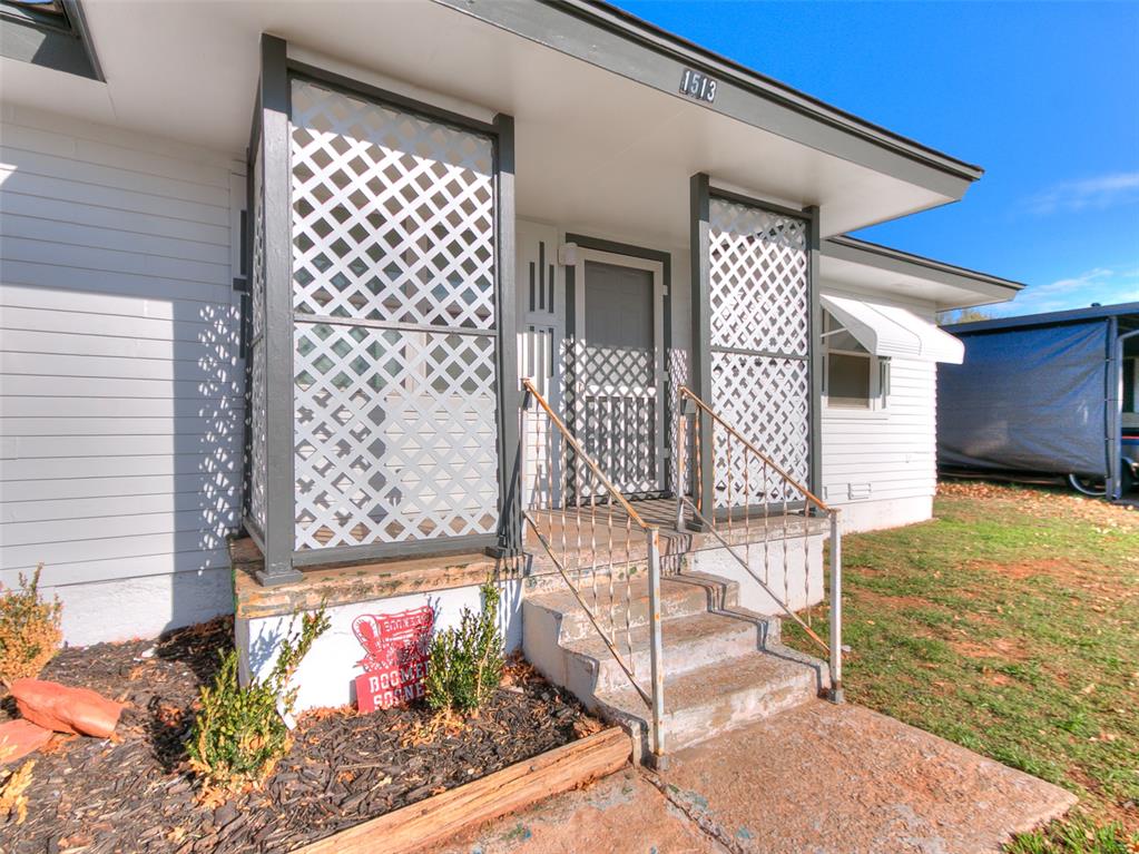 1513 Dianna Dr — interior