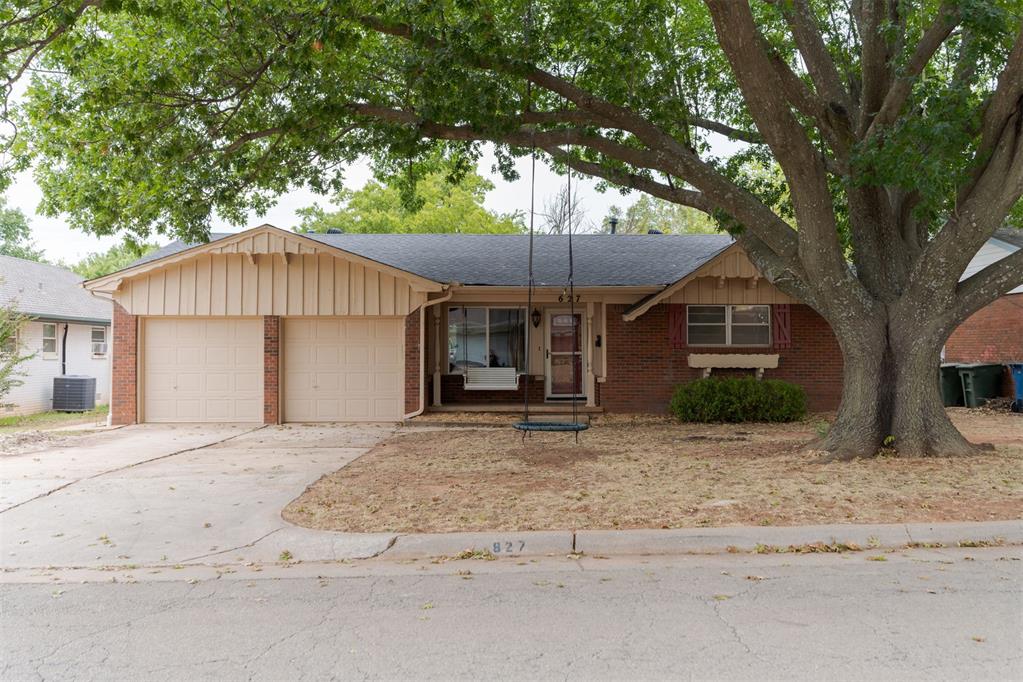 627 Ridgecrest Rd · Edmond, OK