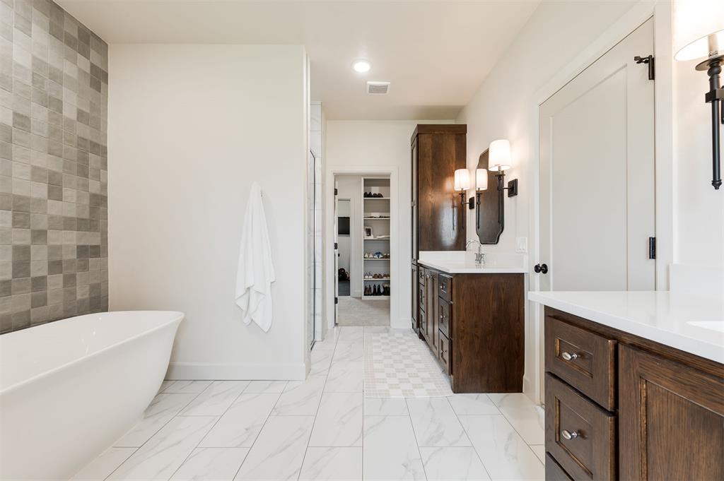 10705 NW 26th Ct — photo 31