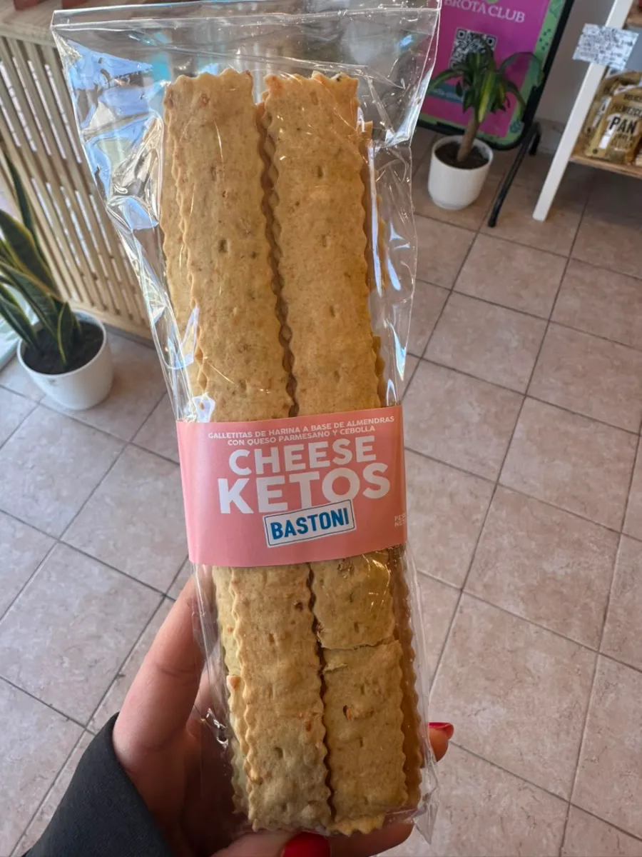 TALITAS KETO PARMESANO Y CEBOLLA · BASTONI — Brota Almacén Natural Pergamino