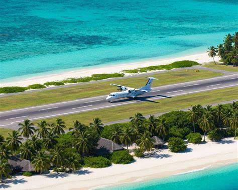 Cover image for the Field Note: Seaplane or Domestic Flight in the Maldives: Which Resort Transfer Is Better?