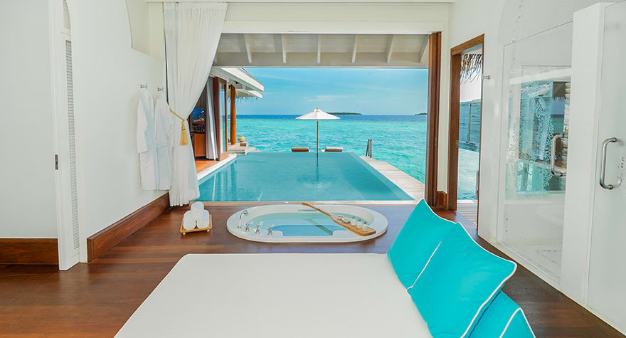 Cover image for the Field Note: Should You Book a Maldives Resort Direct or Through a Travel Agent?