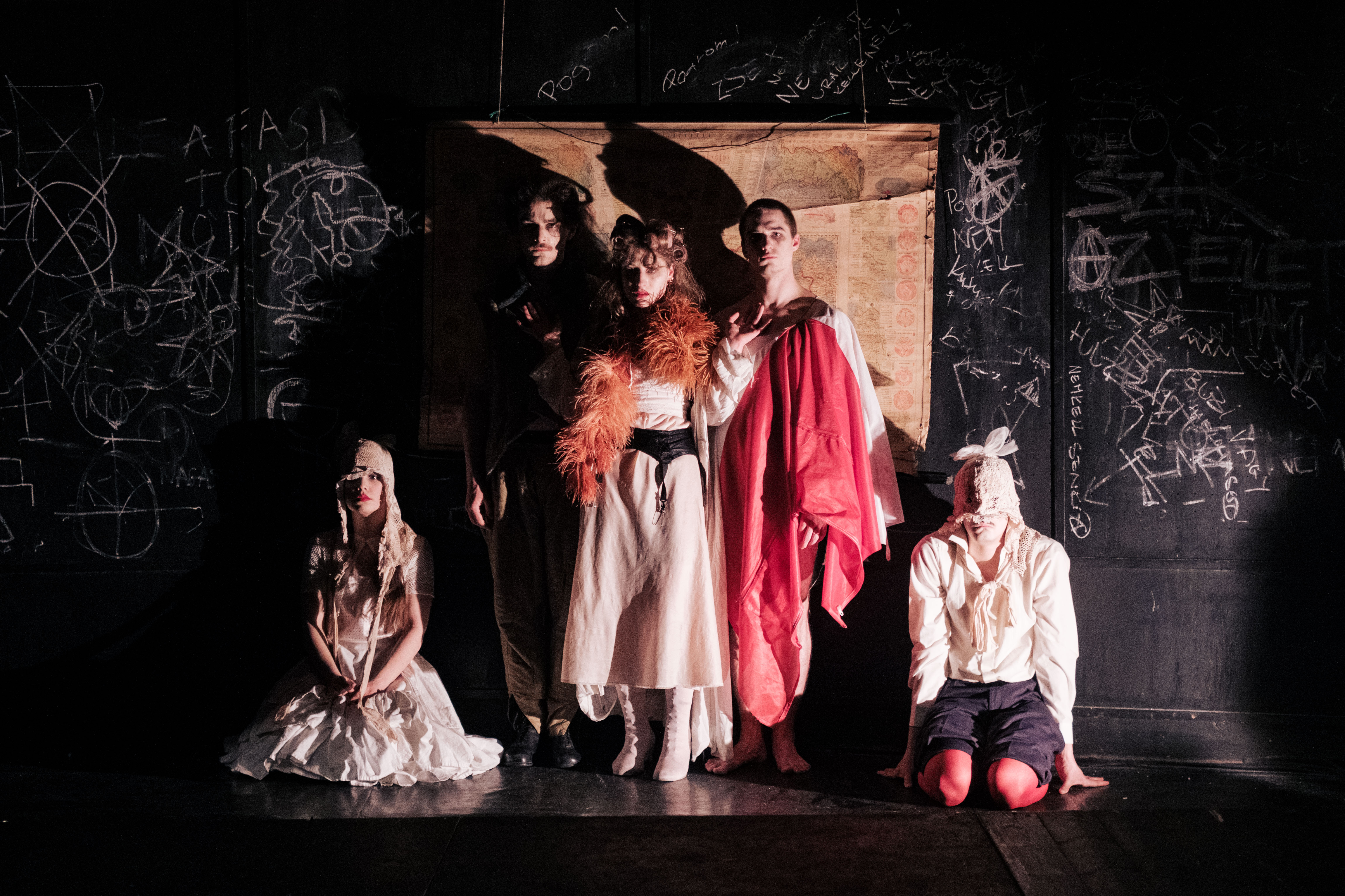 Hisztéria üzenőfüzete