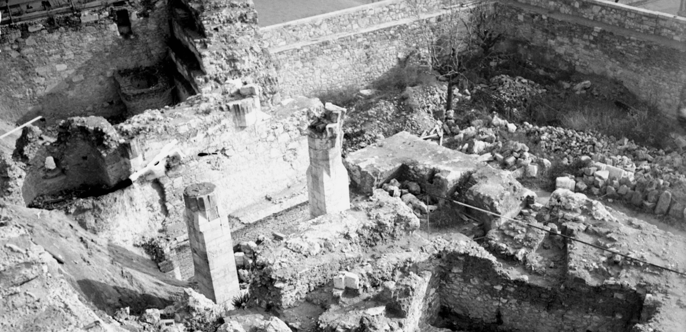 Középkorra épült modernizmus