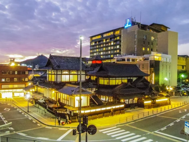 「道後温泉に行く（愛媛県）