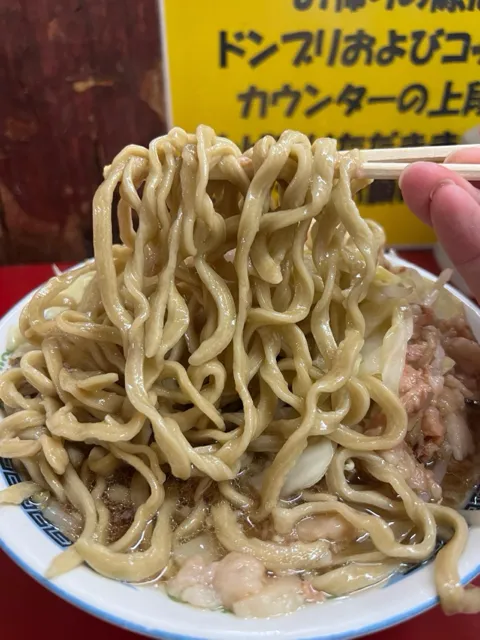 目黒二郎食べる